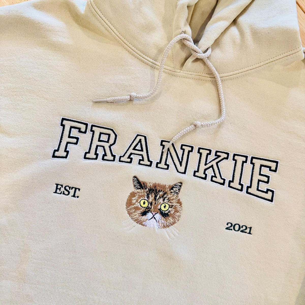 Custom Pet Portrait Hoodie: Personalized Embroidered Dog or Cat Sweatshirt